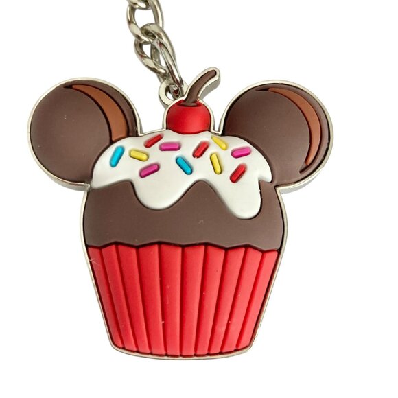 Disney Mickey Mouse Cupcake Snack Keychain Keyring Bag Purse Charm Zipper Pull - Picture 2 of 8
